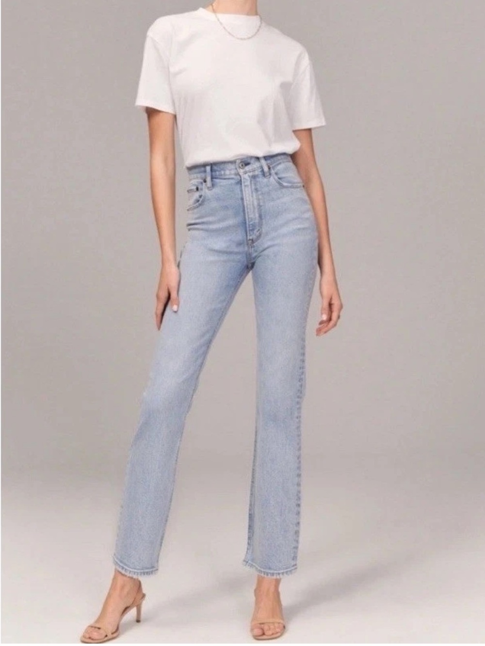 Abercrombie 70s Vintage Flare Jeans 25 Ultra High Rise Light Wash Distressed